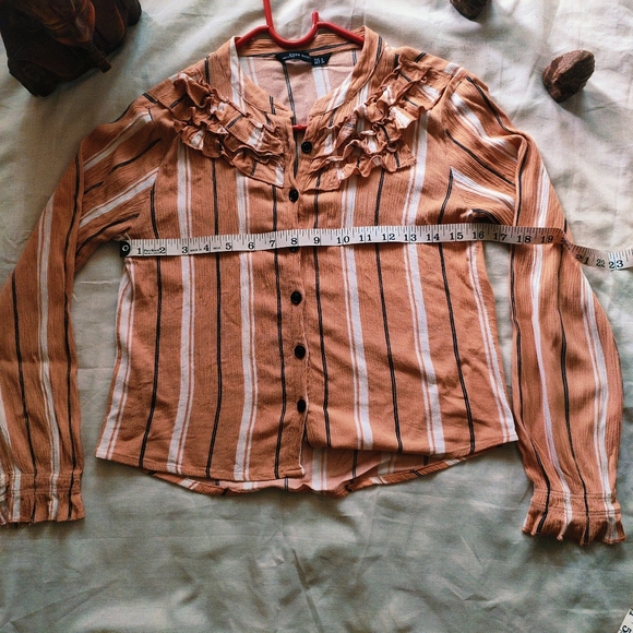 Zara crop shirt - Picture 9 of 10